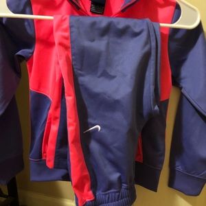 Brand New Nike Jacket and Pants for Girls Size 6X